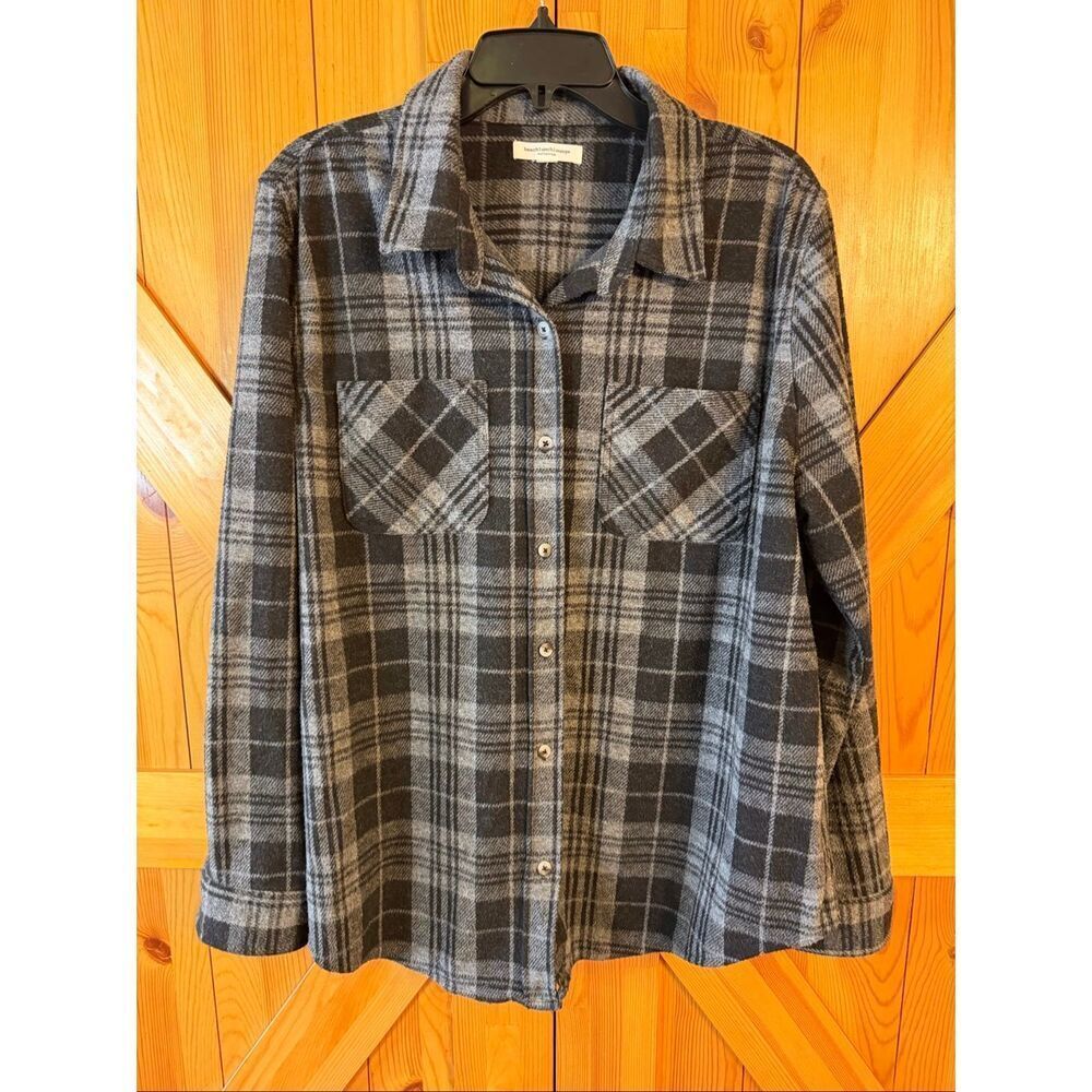 Beach lunch lounge Soft Gray Black Plaid Button Up Shirt READ Size XL (7154)